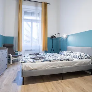 Dom wakacyjny 4-bedroom Comfort In The Citycenter F38, Budapeszt